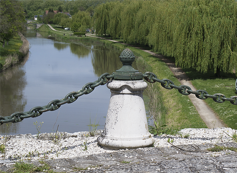 Tour Loire 05 - 201520150504_05044920 als Smartobjekt-1 Kopie.jpg - ....dazu noch diese schöne Landschaft und Sonnenschein